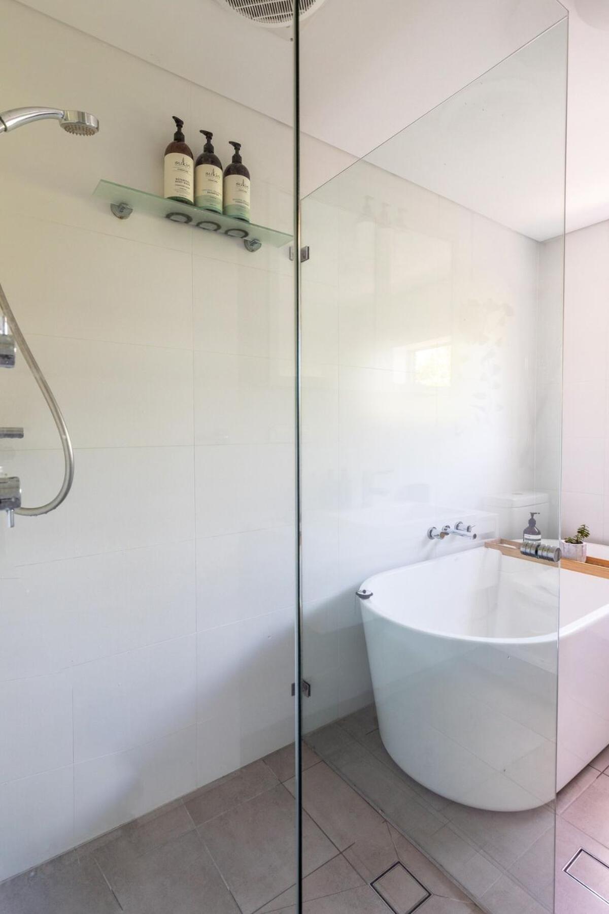 Stylish And Spacious Beach Apartment Сидней Экстерьер фото